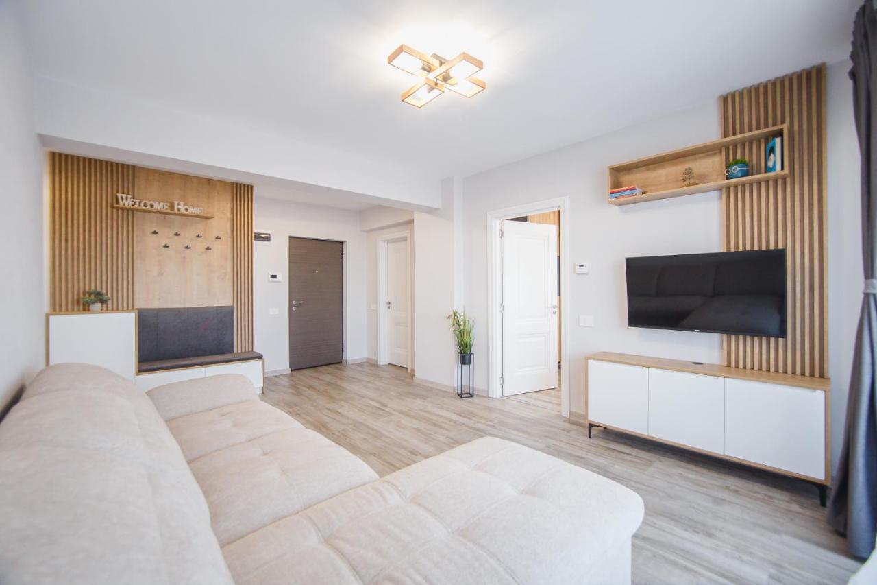 Ferienwohnung Creamy Wood Haven Oradea Exterior foto