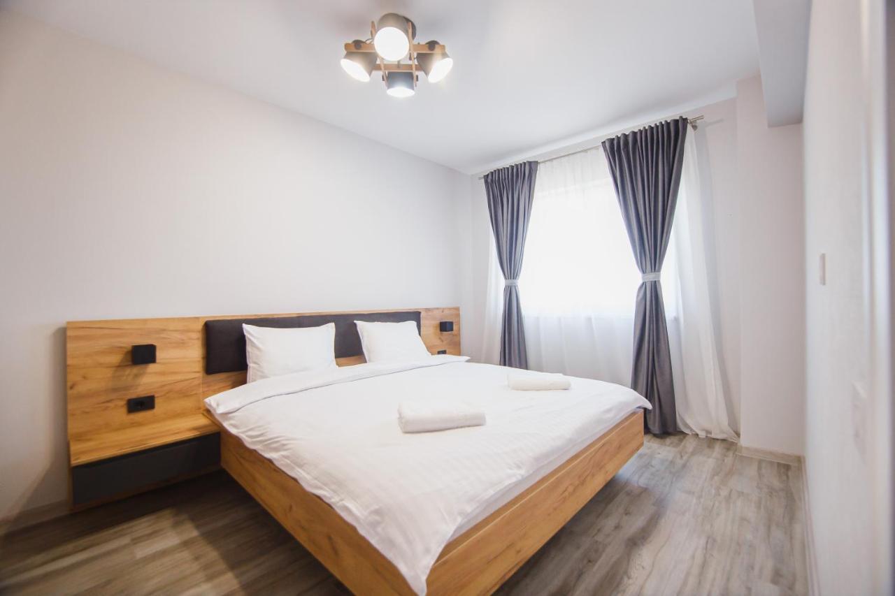 Ferienwohnung Creamy Wood Haven Oradea Exterior foto