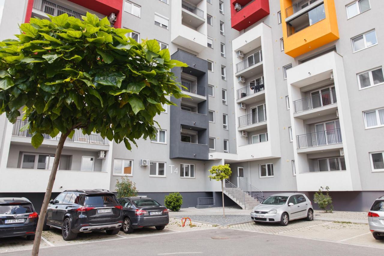 Ferienwohnung Creamy Wood Haven Oradea Exterior foto